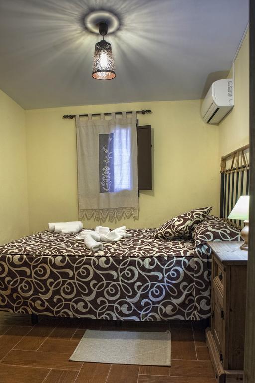Apartamentos Rurales La Casa De Luis Santa Cruz de la Sierra ภายนอก รูปภาพ