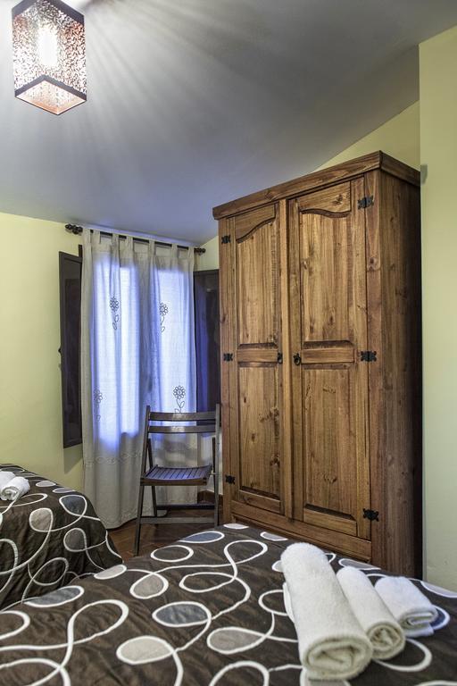 Apartamentos Rurales La Casa De Luis Santa Cruz de la Sierra ห้อง รูปภาพ
