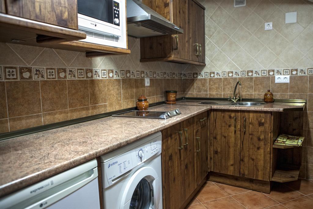 Apartamentos Rurales La Casa De Luis Santa Cruz de la Sierra ภายนอก รูปภาพ